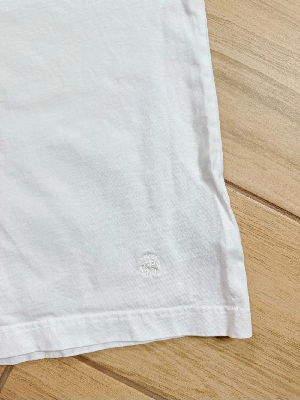 Brooks Brothers White Supima Cotton Pocket T Shirt Men’s XL Crewneck Preppy
